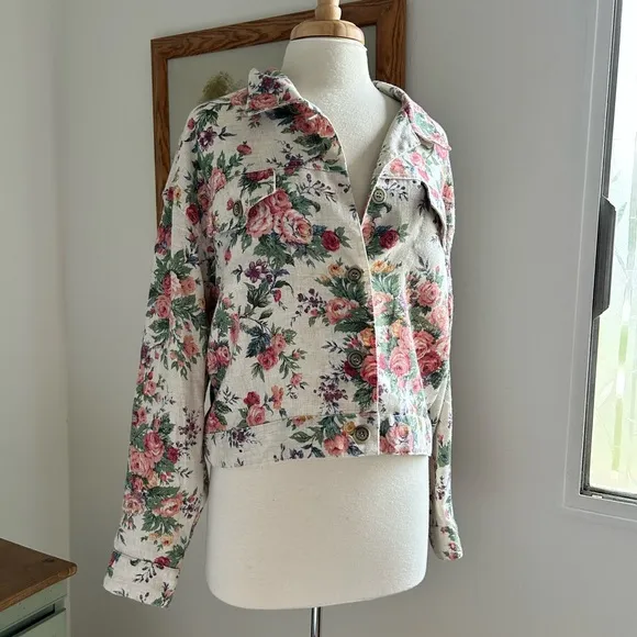 Vintage floral lightweight jacket
