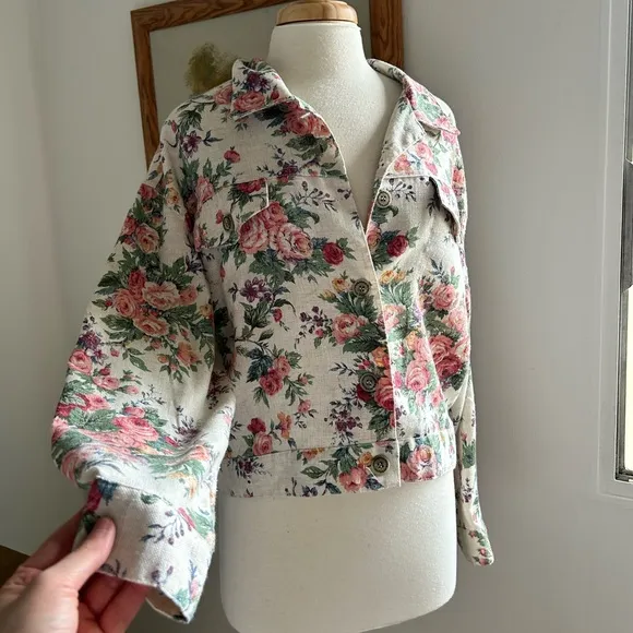 Vintage floral lightweight jacket