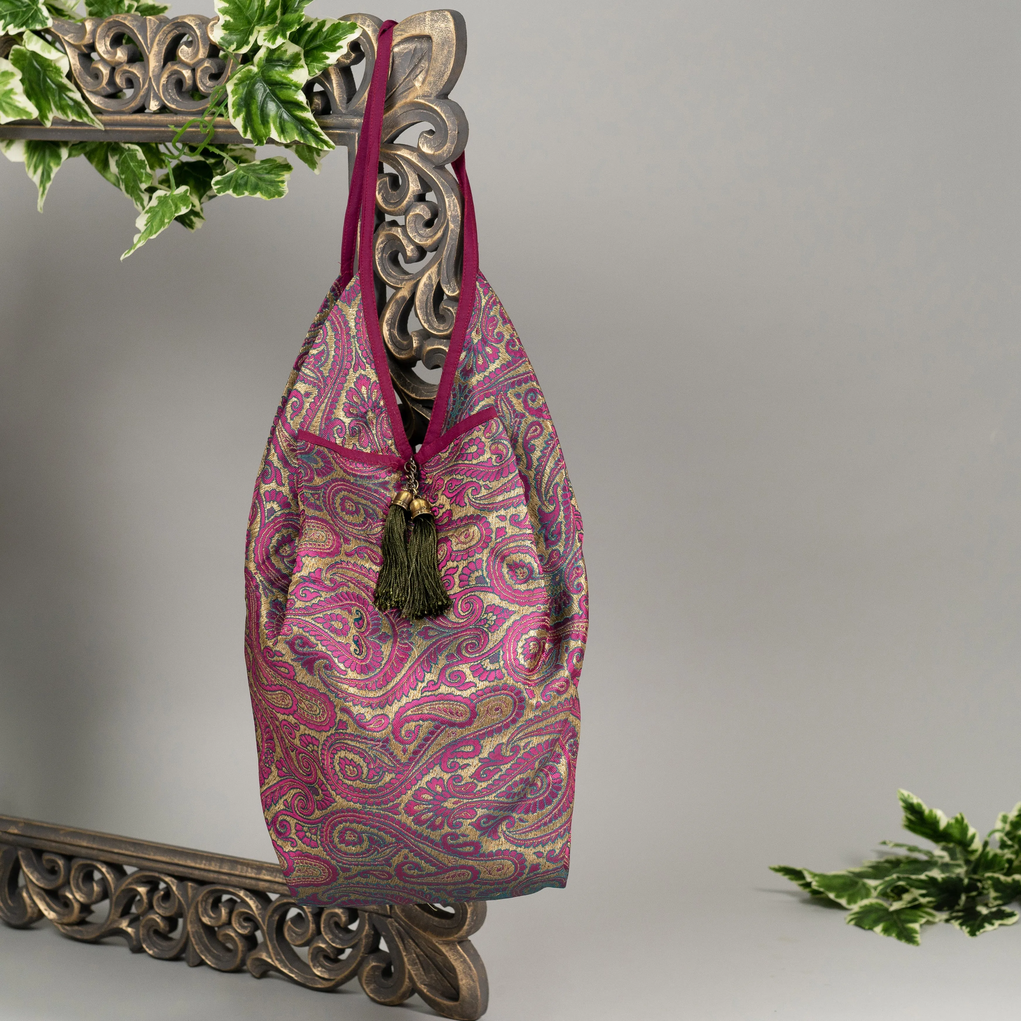 Vintage Pink | Banaras Jhola