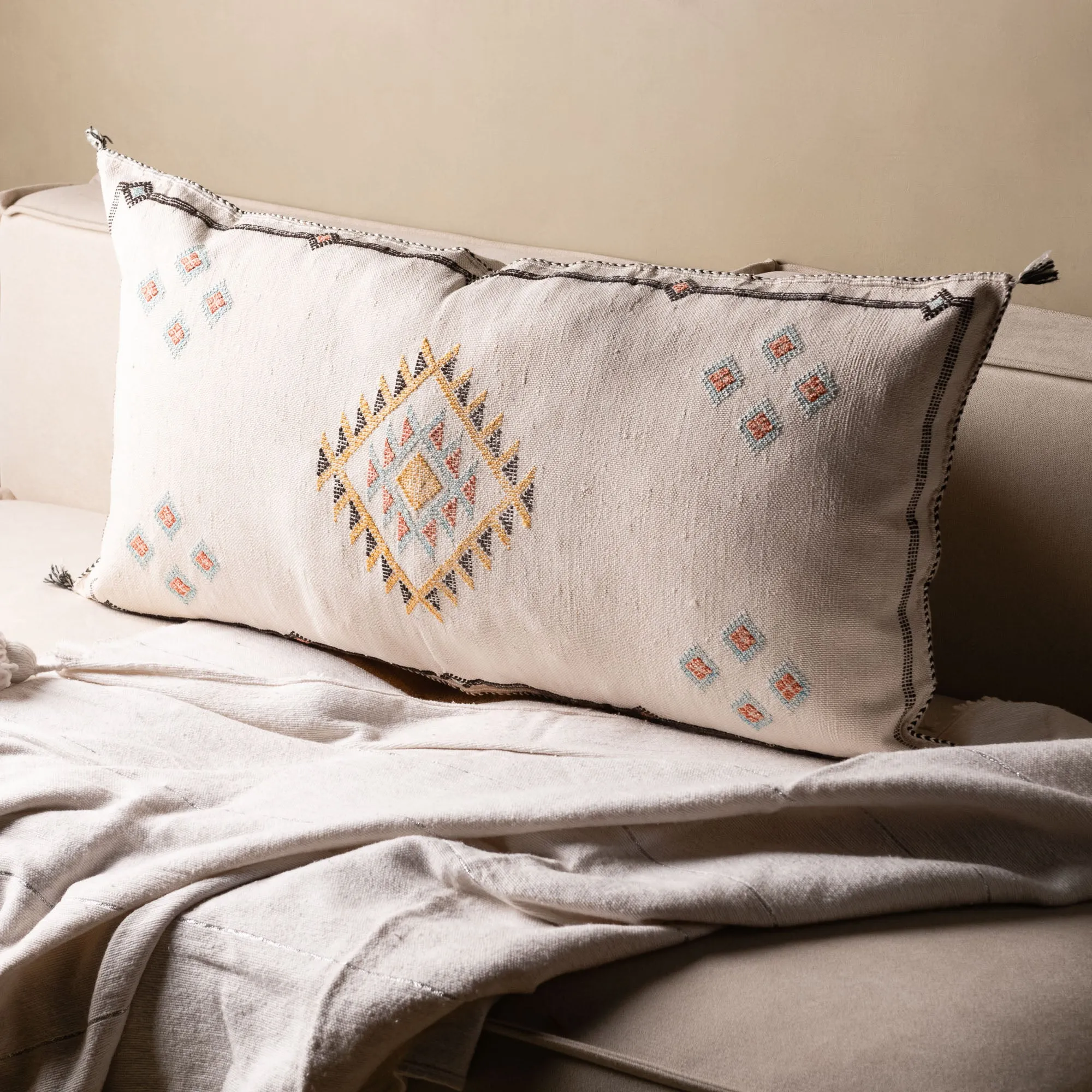 White Cactus silk pillow cover