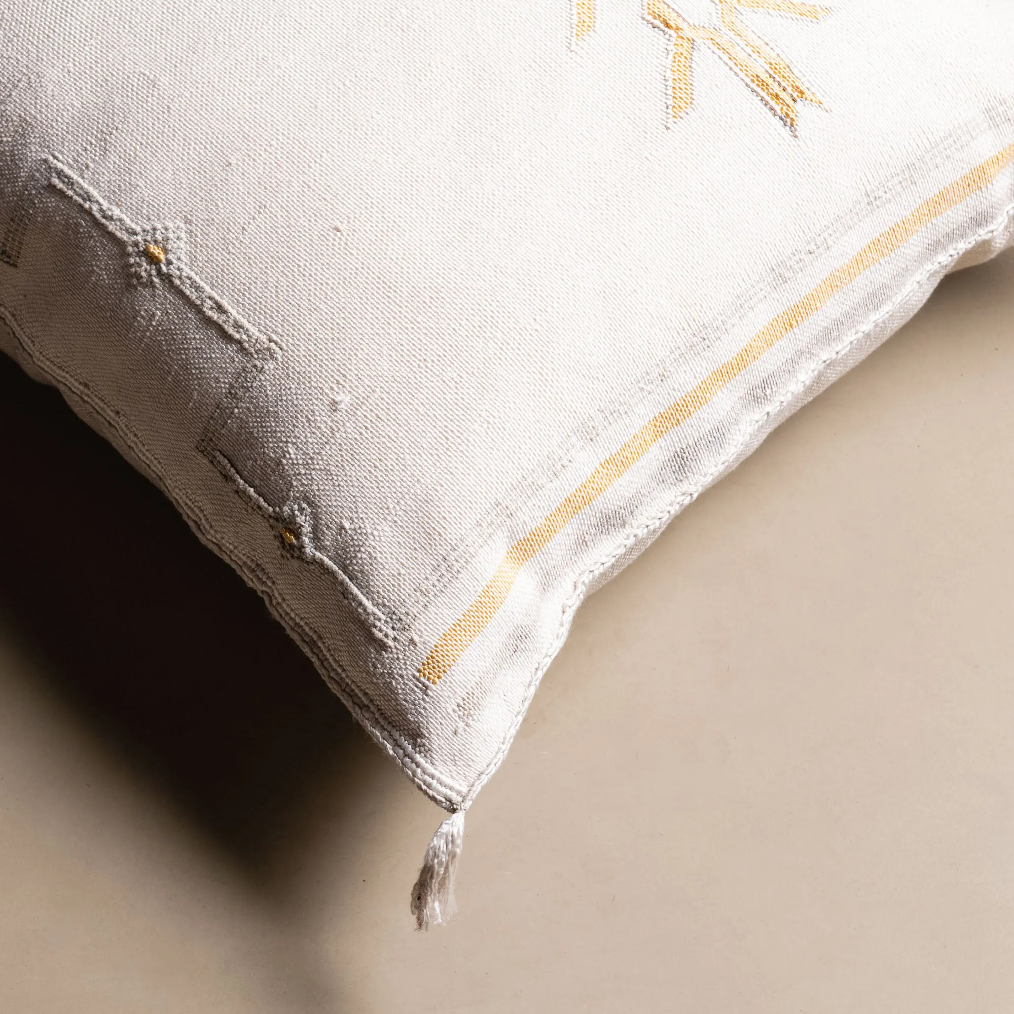 White Cactus silk pillow cover