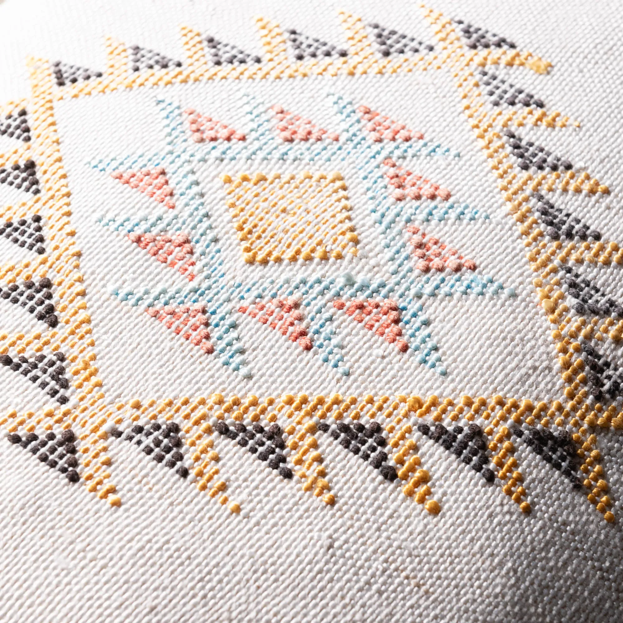 White Cactus silk pillow cover