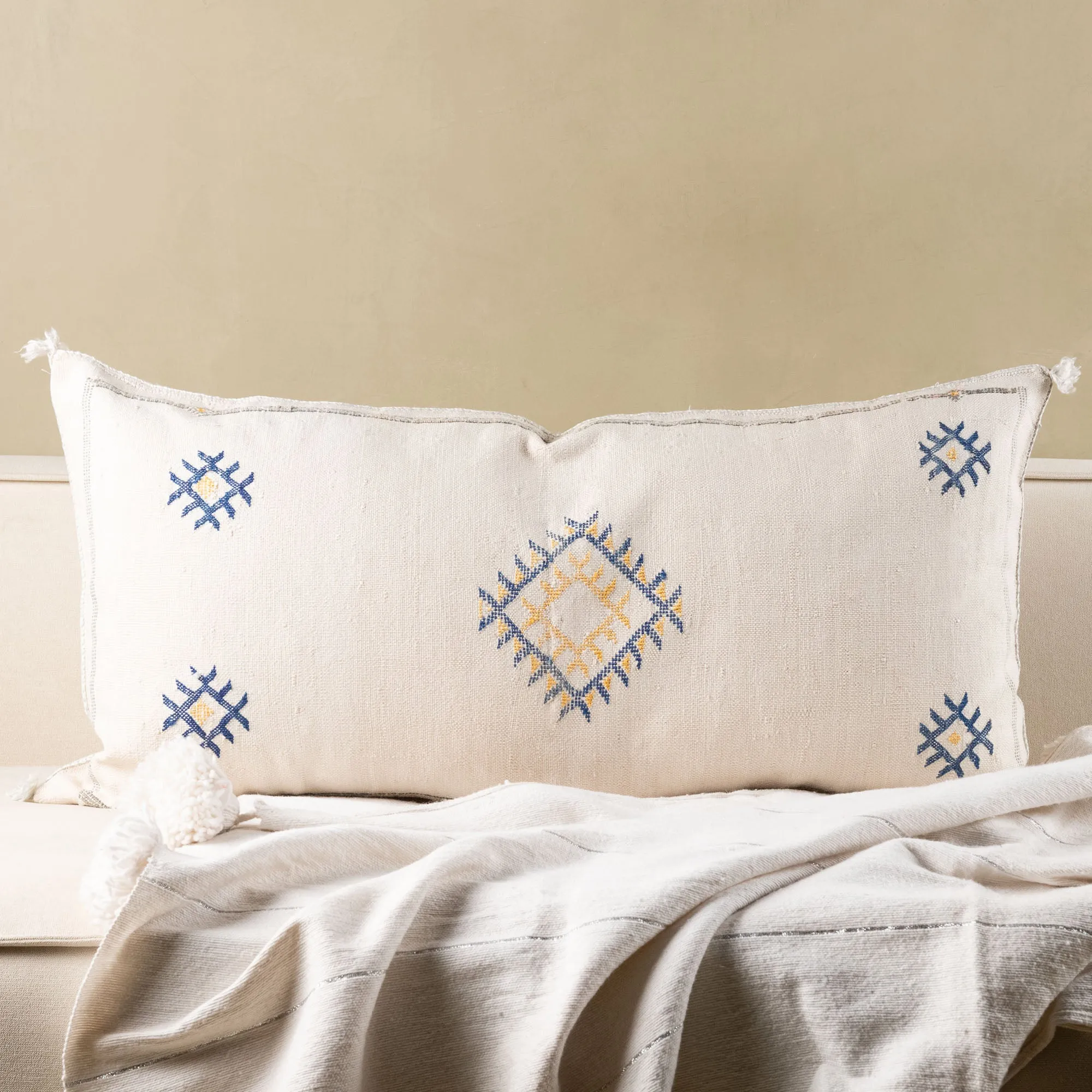 White Cactus silk pillow cover