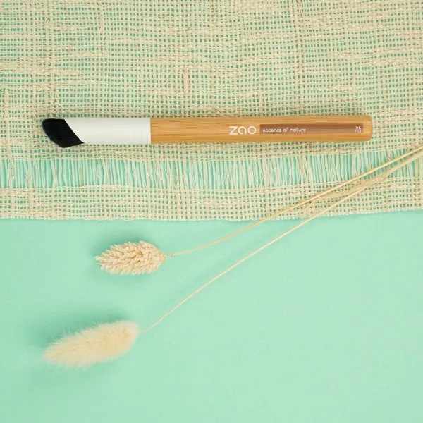 Zao Concealer Brush